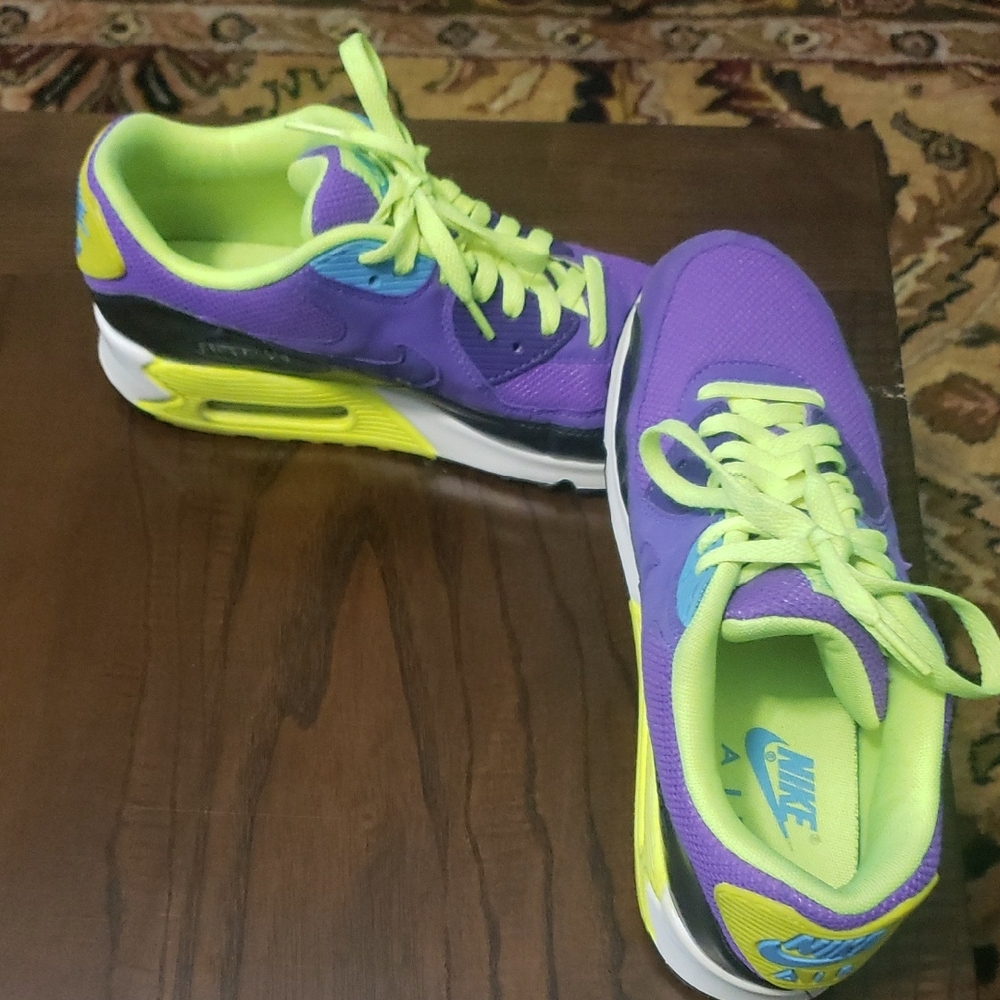 Nike Air Max in Purple and Neon Yellow
